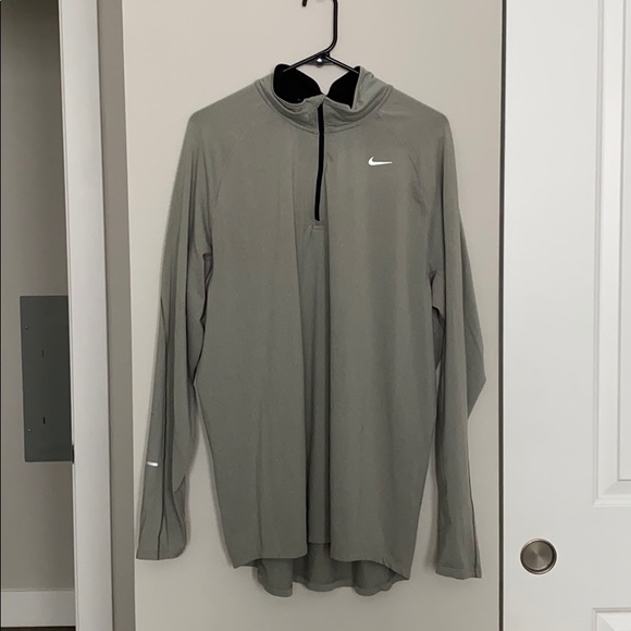 Nike Other - Nike pullover